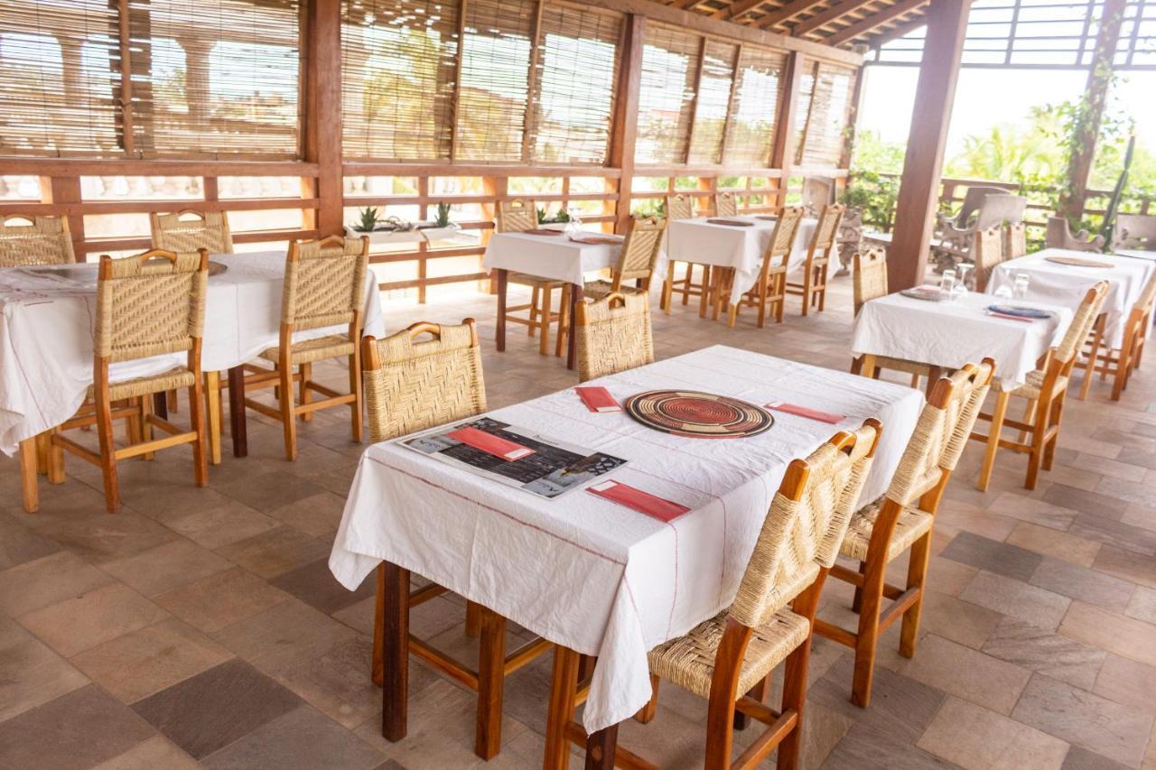 Hotel Otsunami Lome Bagian luar foto